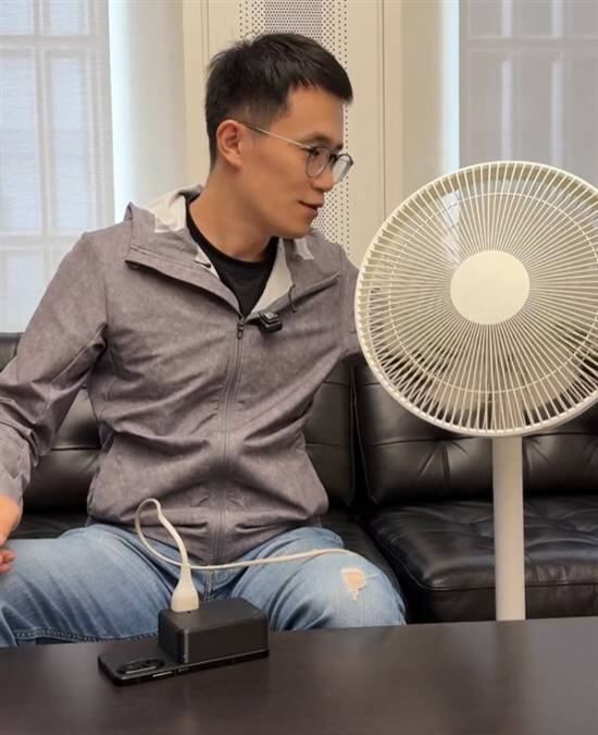 urbo4Pro：烧水壶插手机上取电电子