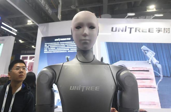 机器人因「手」再次延期;理想回应 MEGA 起火事件 极客早知道pg模拟器试玩ChatGPT 上线「公司知识库」;Optimus(图8) 机器人因「手」再次延期;理想回应 MEGA 起火事件 极客早知道pg模拟器试玩ChatGPT 上线「公司知识库」;Optimus(图8)